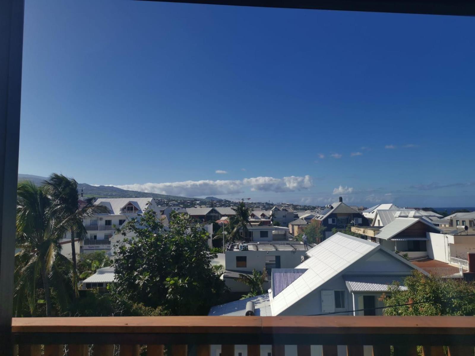 Tropical Suite - T2 Flamboyant - Saint-Pierre - 5Min De La Plage Exterior photo